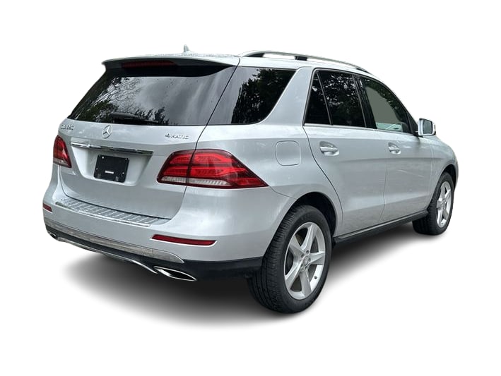 Thumbnail: 2016 Mercedes-Benz GLE - 30