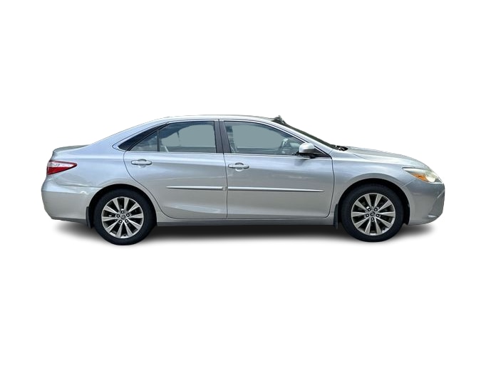 Thumbnail: 2015 Toyota Camry - 13