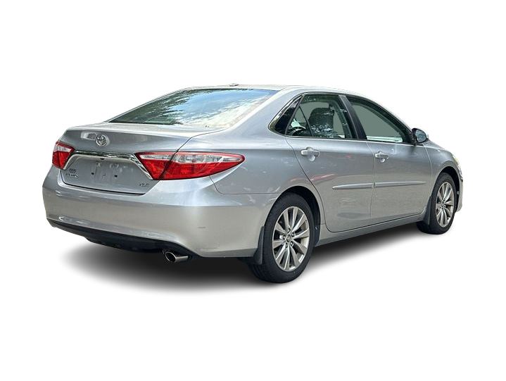 Thumbnail: 2015 Toyota Camry - 21