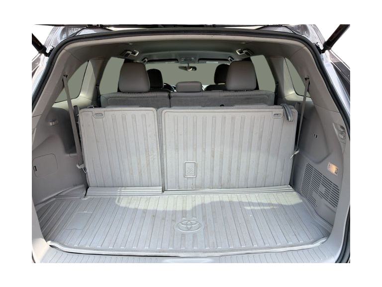 Thumbnail: 2016 Toyota Highlander - 16