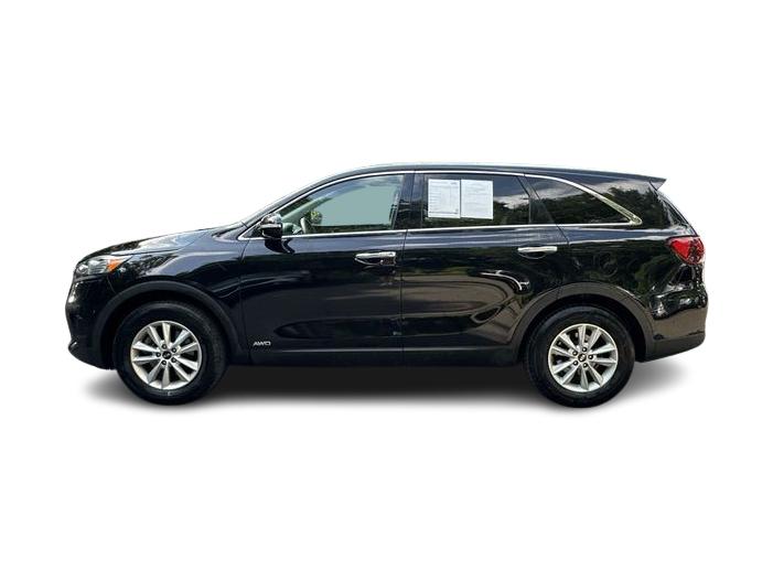 Thumbnail: 2019 Kia Sorento - 3
