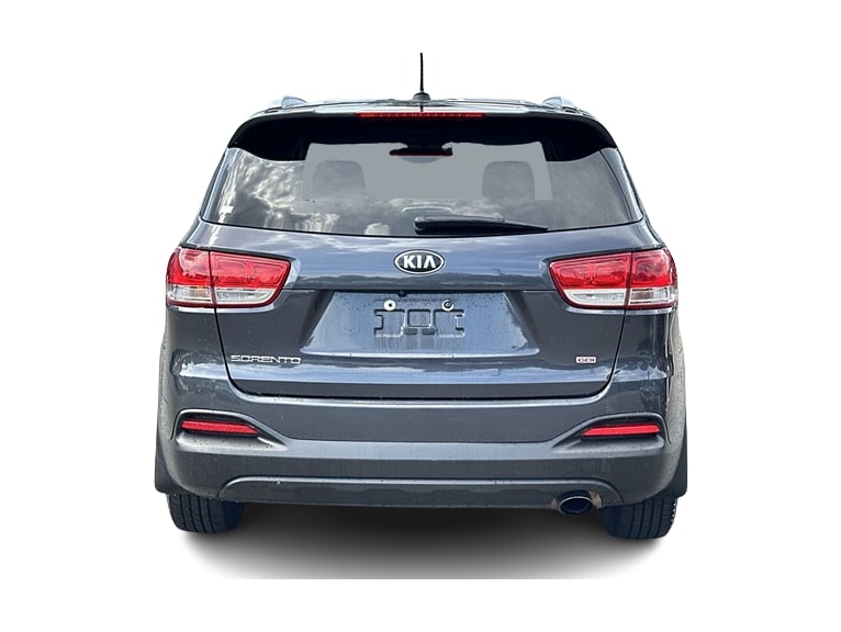 Thumbnail: 2017 Kia Sorento - 5