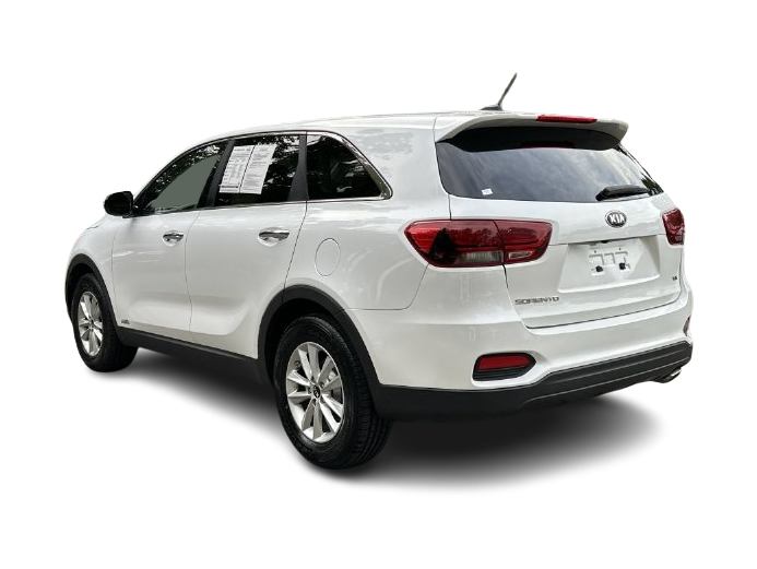 Thumbnail: 2019 Kia Sorento - 4