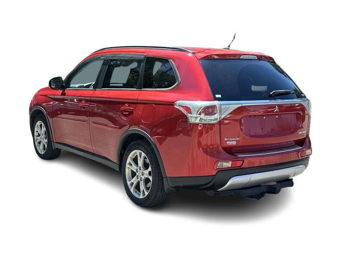 Thumbnail: 2015 Mitsubishi Outlander - 4