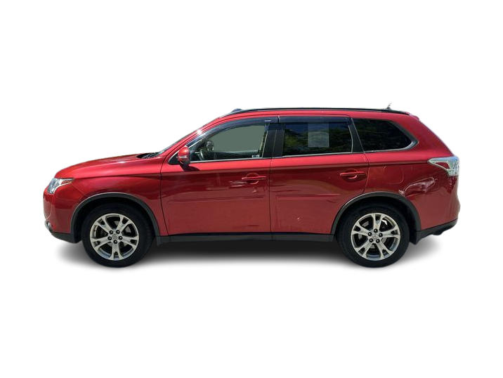 Thumbnail: 2015 Mitsubishi Outlander - 3