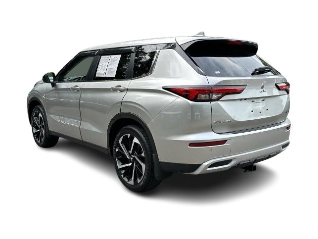 Thumbnail: 2024 Mitsubishi Outlander - 4