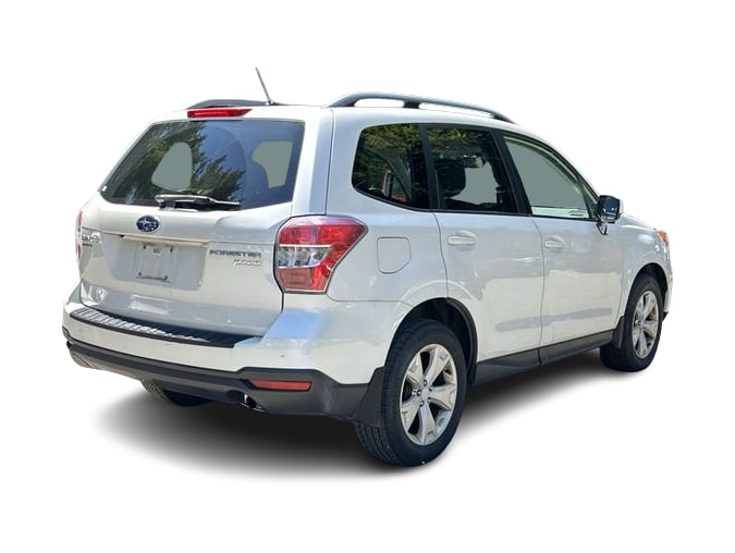 Thumbnail: 2015 Subaru Forester - 21