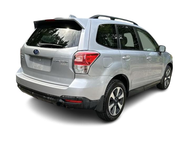 Thumbnail: 2017 Subaru Forester - 21