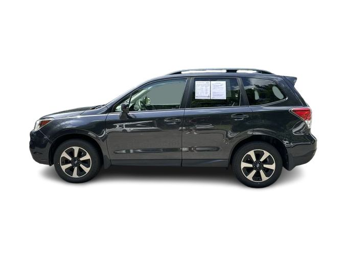 Thumbnail: 2017 Subaru Forester - 3