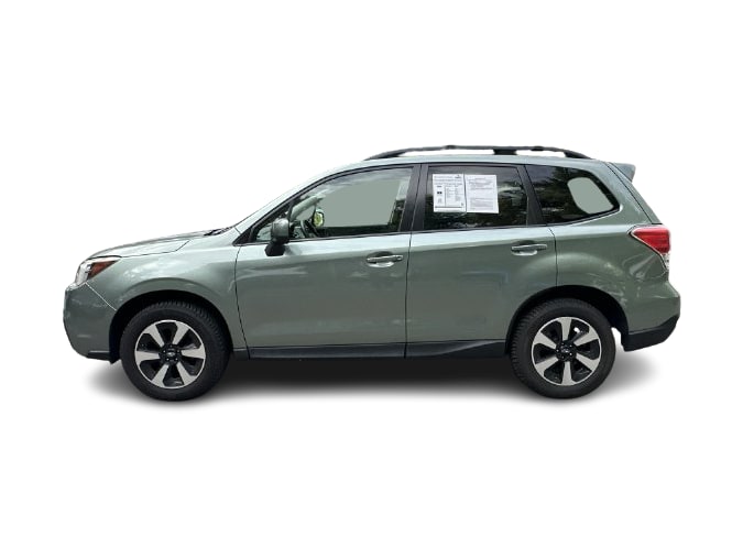 Thumbnail: 2017 Subaru Forester - 3