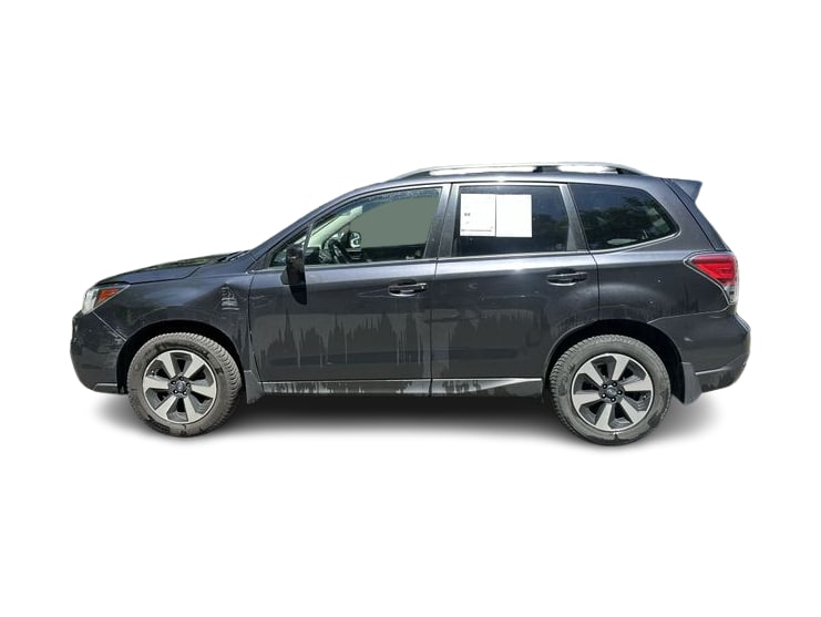 Thumbnail: 2017 Subaru Forester - 3