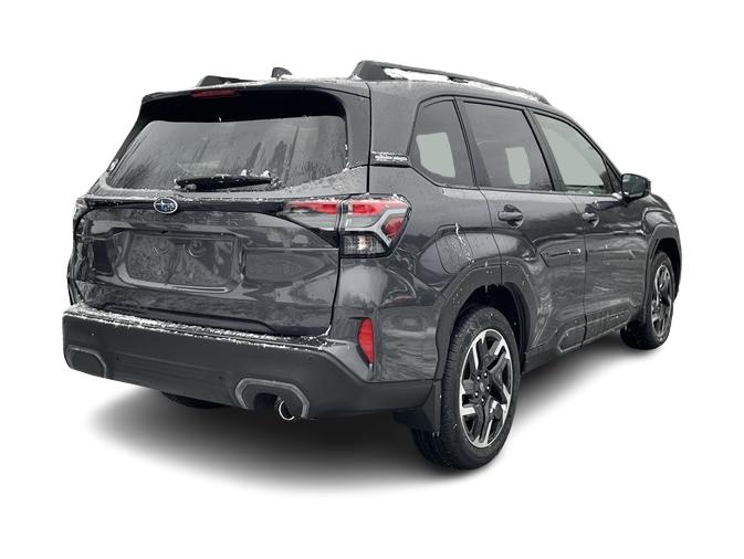 2025 Subaru Forester Limited 32