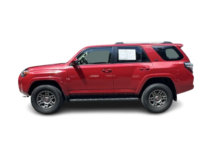 Thumbnail: 2019 Toyota 4Runner - 3