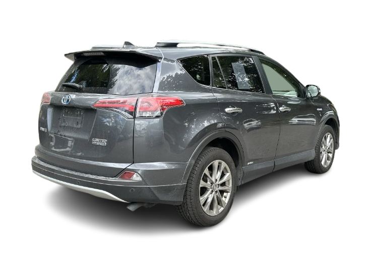 Thumbnail: 2017 Toyota RAV4 - 24
