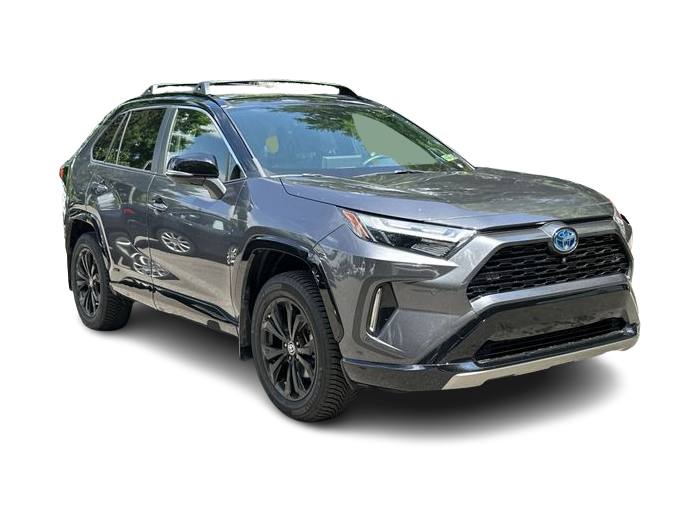 Thumbnail: 2022 Toyota RAV4 - 22