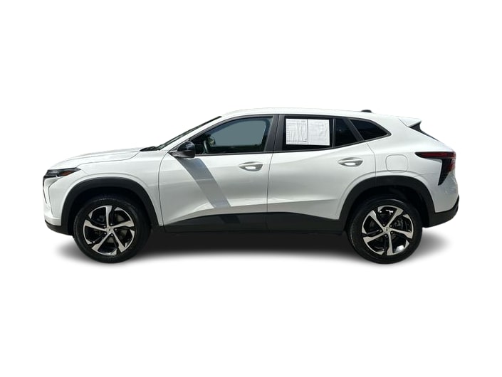 Thumbnail: 2024 Chevrolet Trax - 3