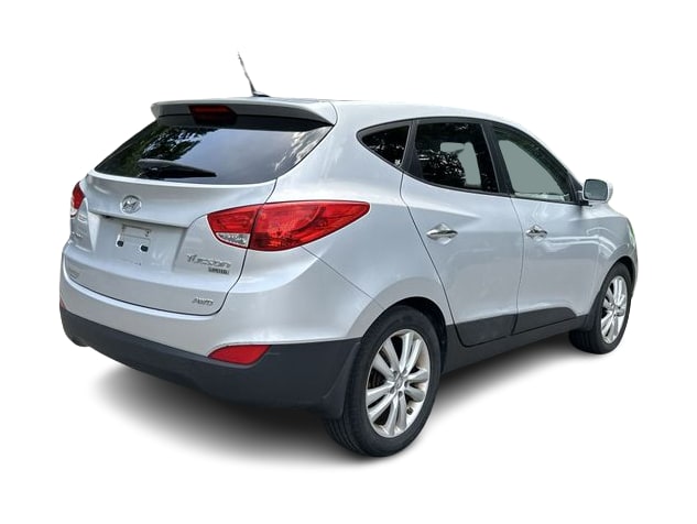Thumbnail: 2010 Hyundai Tucson - 21