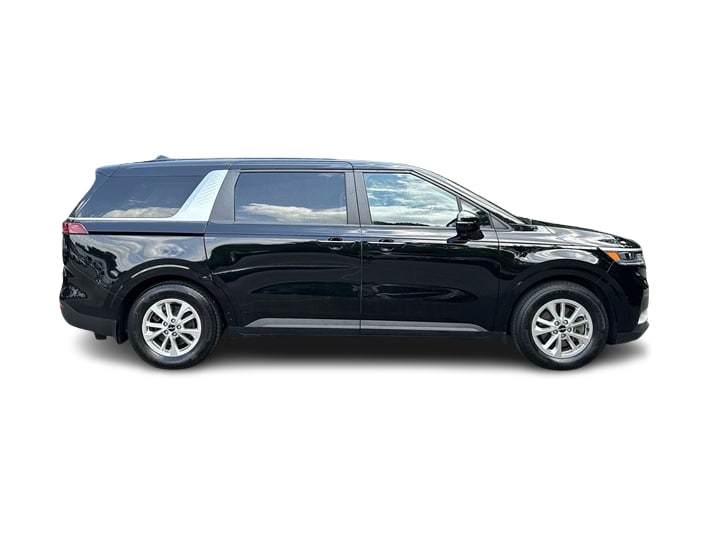 Thumbnail: 2022 Kia Carnival - 18