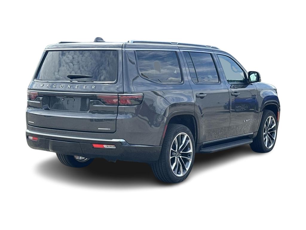 Thumbnail: 2023 Jeep Wagoneer - 15