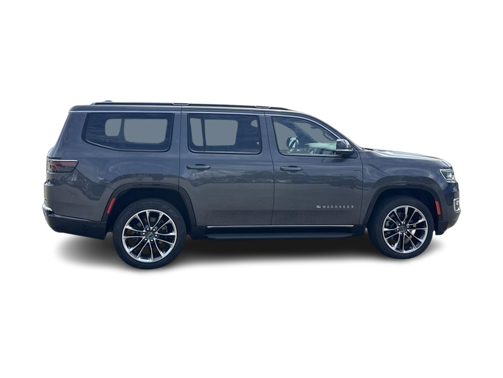 Thumbnail: 2023 Jeep Wagoneer - 16