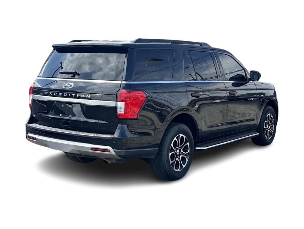 Thumbnail: 2022 Ford Expedition - 15