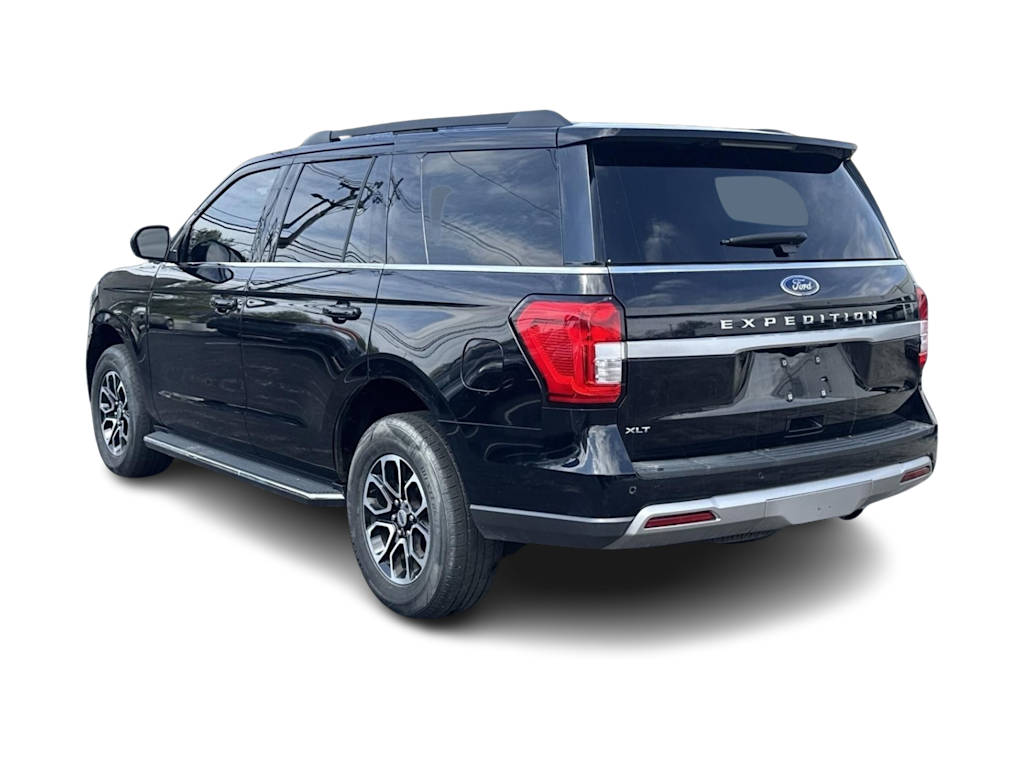 Thumbnail: 2022 Ford Expedition - 4