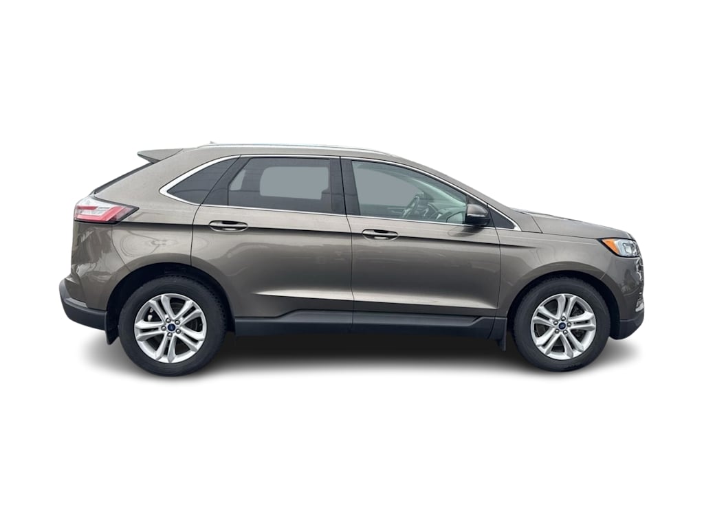 Thumbnail: 2019 Ford Edge - 17