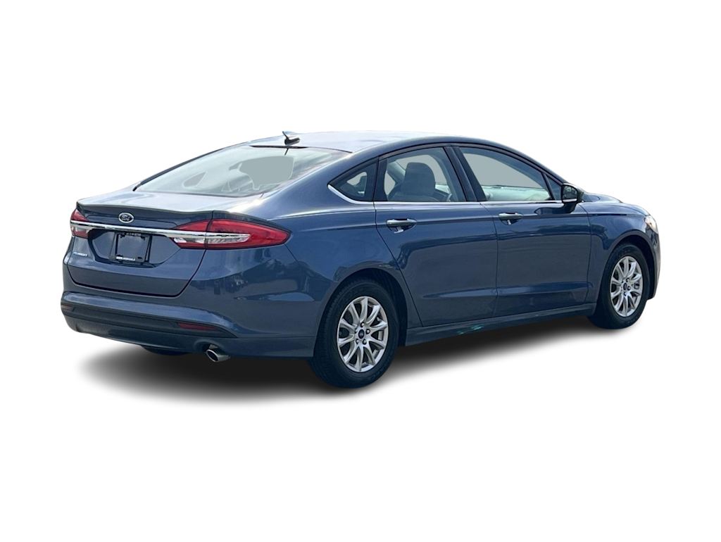 Thumbnail: 2018 Ford Fusion - 18