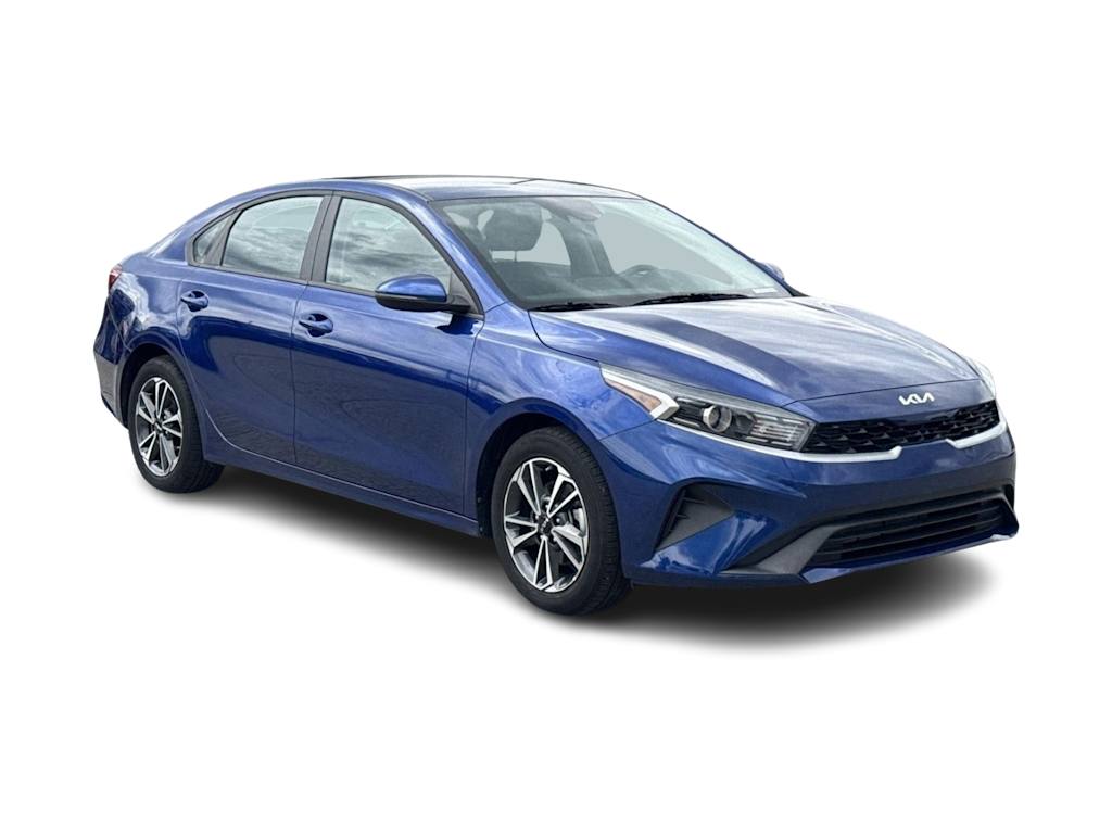 Thumbnail: 2024 Kia Forte - 17