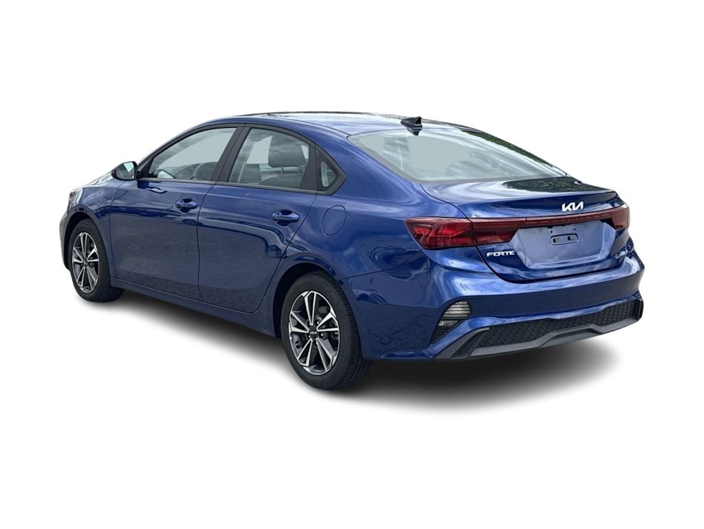 Thumbnail: 2024 Kia Forte - 4
