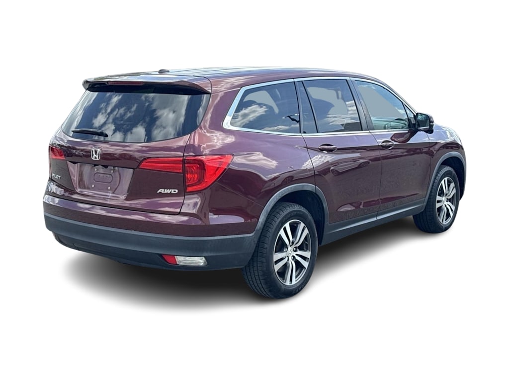 Thumbnail: 2018 Honda Pilot - 16