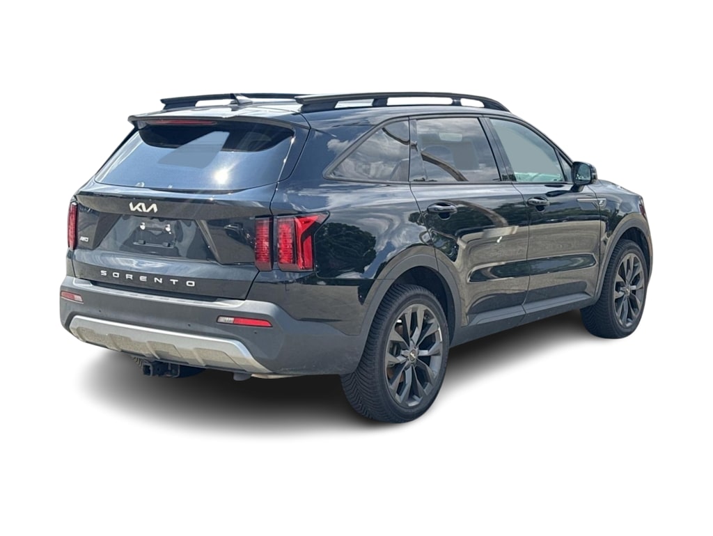 Thumbnail: 2022 Kia Sorento - 16