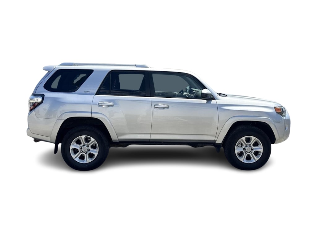 Thumbnail: 2015 Toyota 4Runner - 18