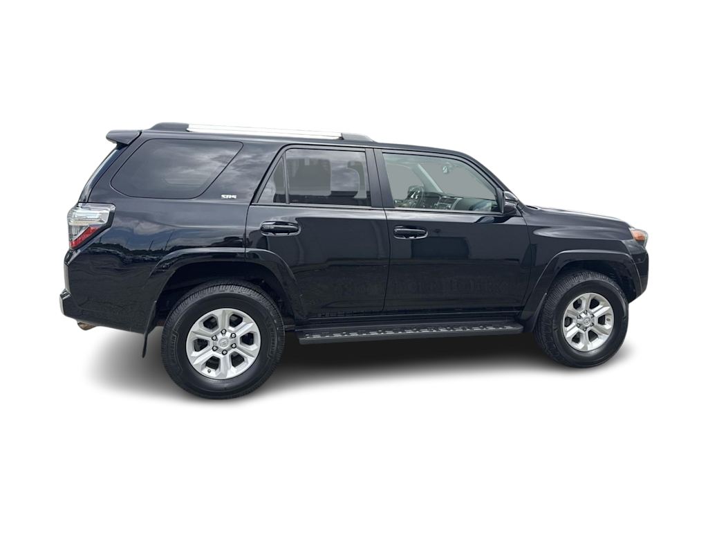 Thumbnail: 2019 Toyota 4Runner - 17
