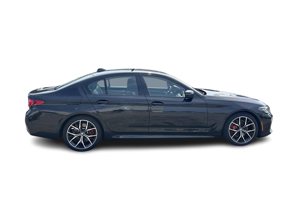 Thumbnail: 2022 BMW 5 Series - 17
