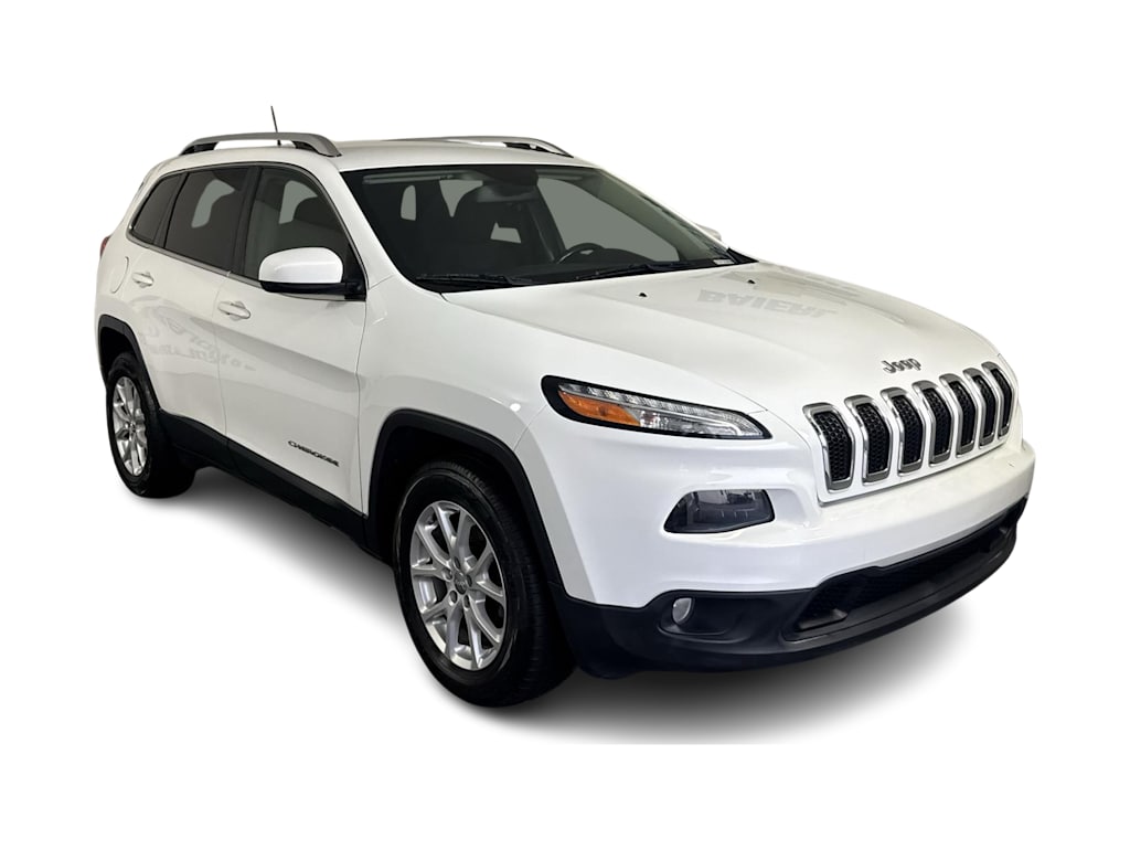 Thumbnail: 2017 Jeep Cherokee - 15