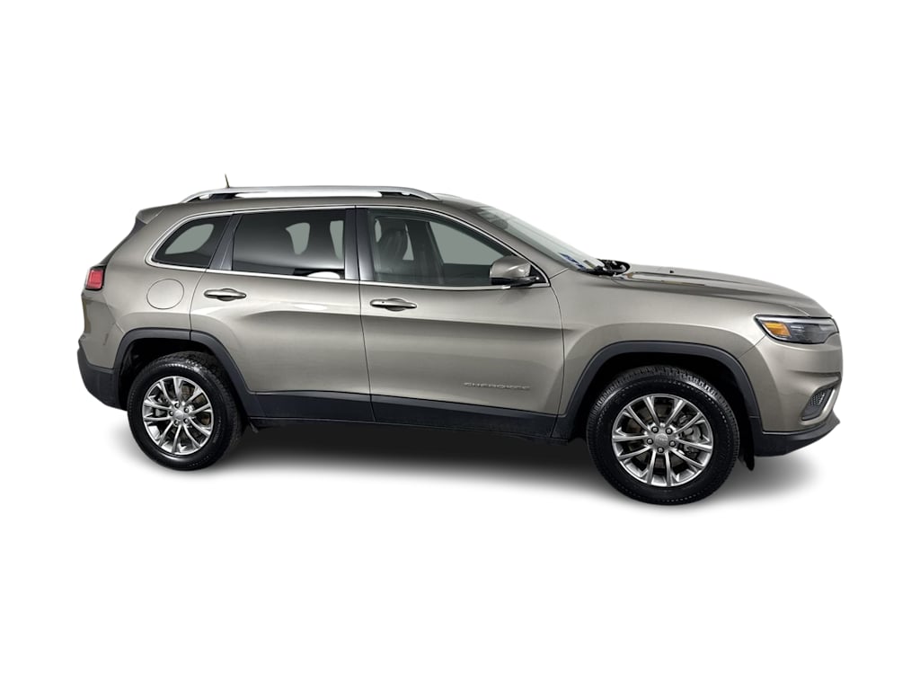 Thumbnail: 2019 Jeep Cherokee - 15