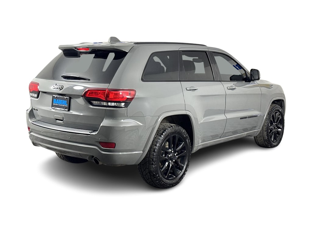 Thumbnail: 2020 Jeep Grand Cherokee - 15