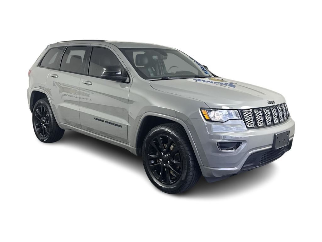 Thumbnail: 2020 Jeep Grand Cherokee - 15