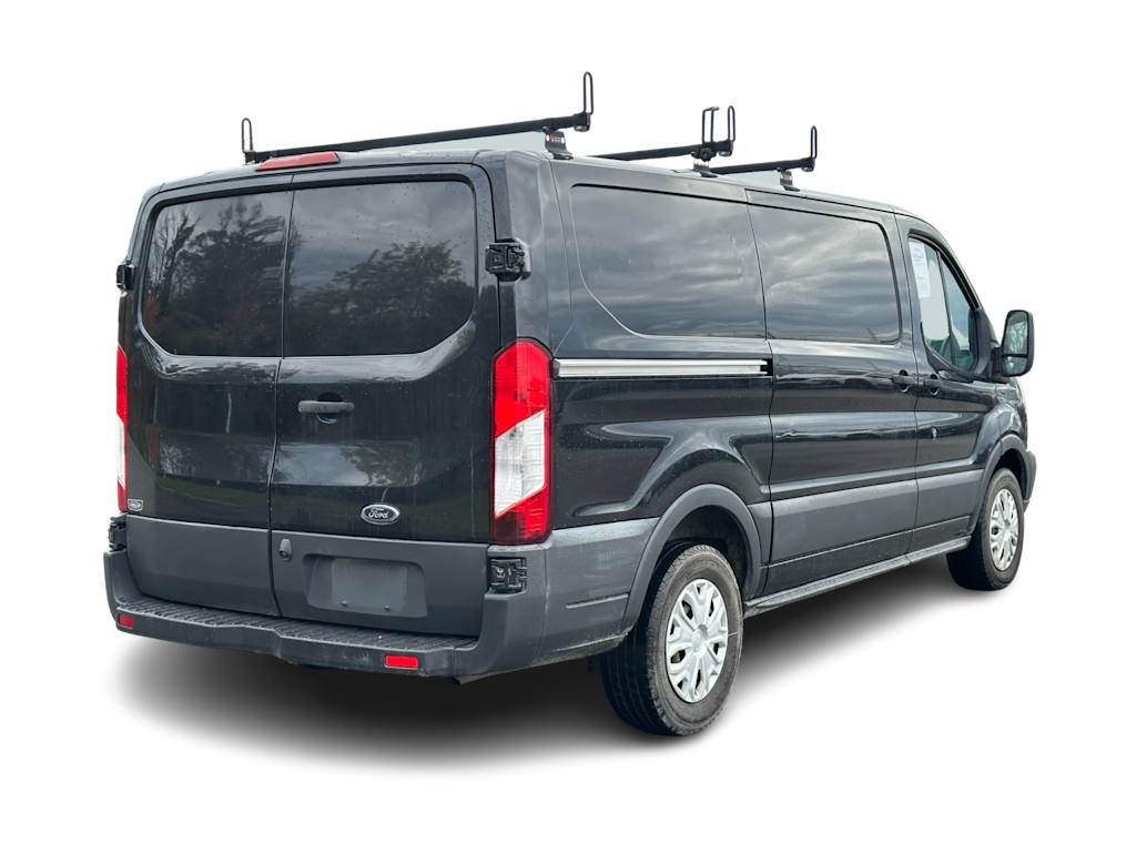 Thumbnail: 2015 Ford Transit Series - 16