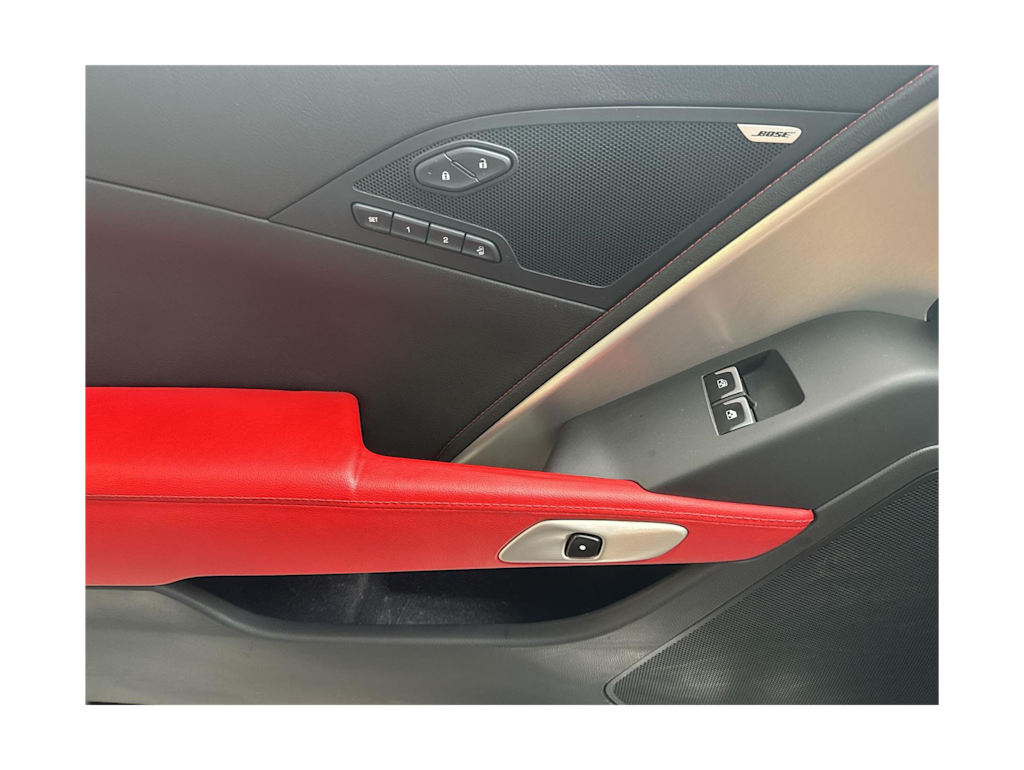 Thumbnail: 2015 Chevrolet Corvette - 21