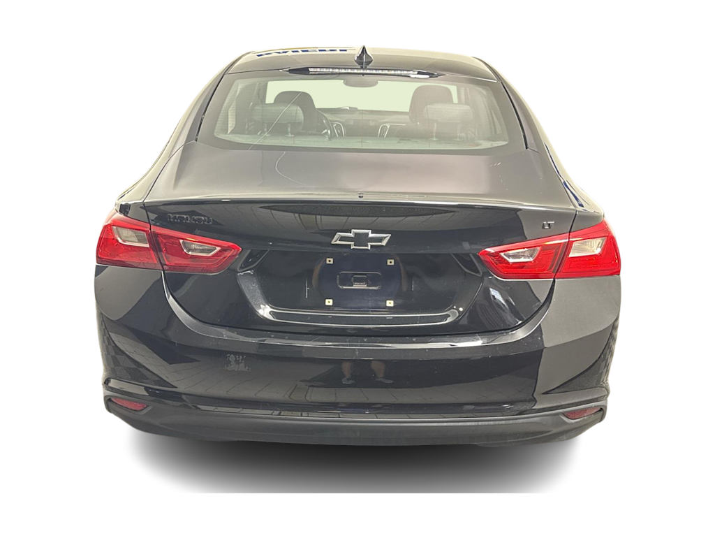 Thumbnail: 2018 Chevrolet Malibu - 4