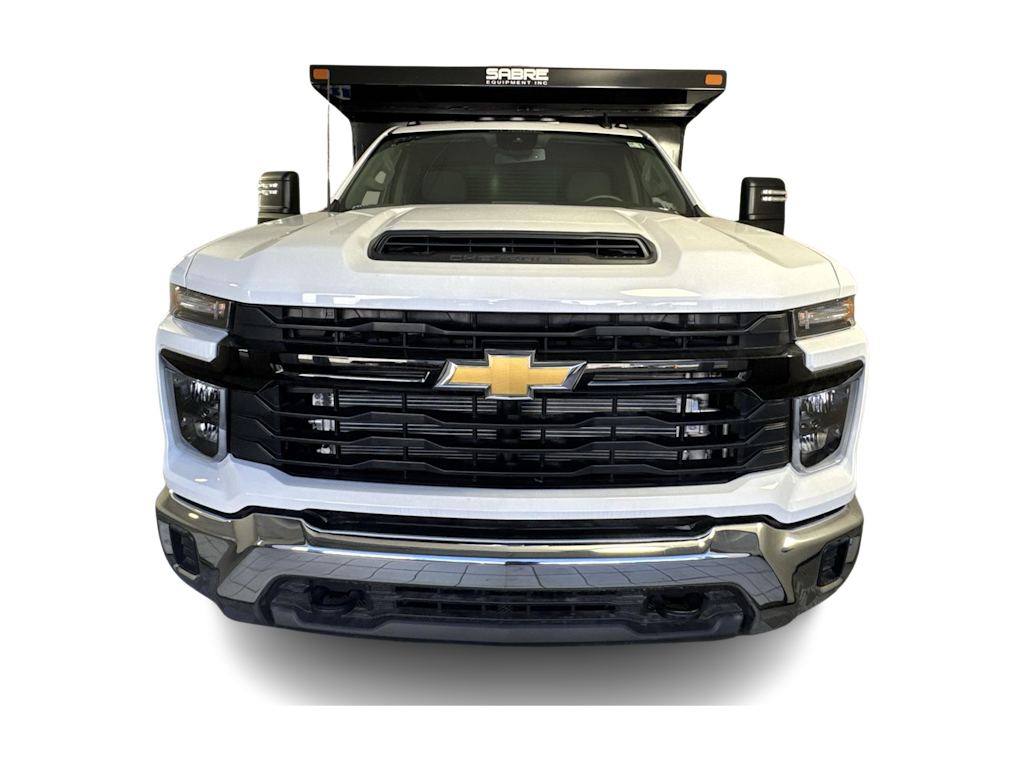 Thumbnail: 2025 Chevrolet Silverado 3500 - 17