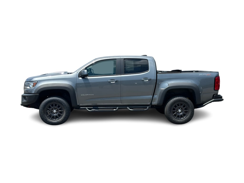 Thumbnail: 2021 Chevrolet Colorado - 3