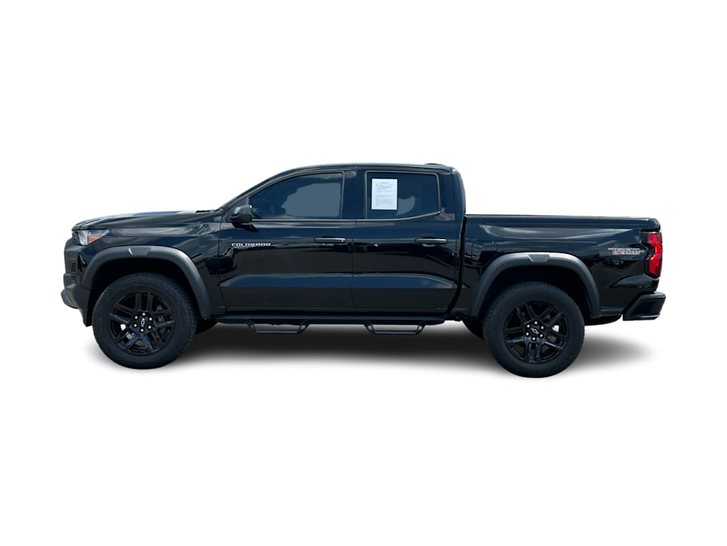 Thumbnail: 2025 Chevrolet Colorado - 3