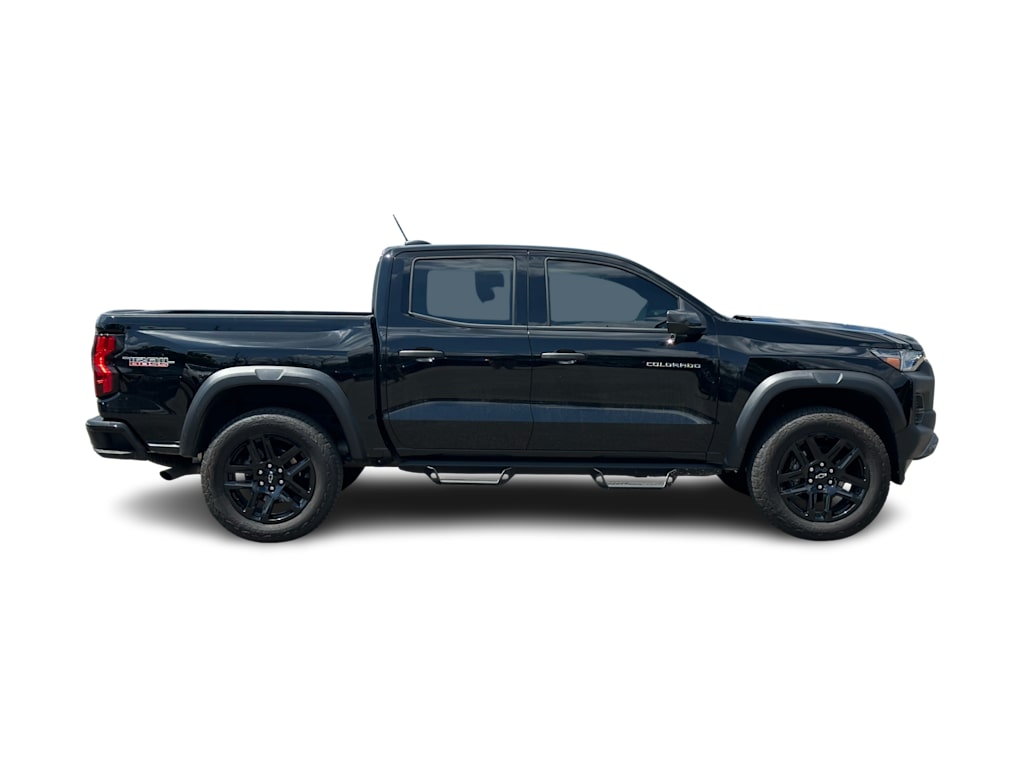 Thumbnail: 2025 Chevrolet Colorado - 16