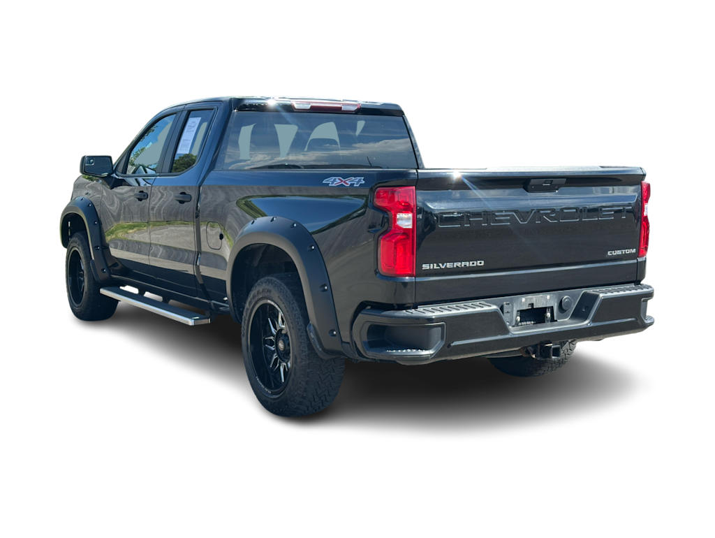 Thumbnail: 2021 Chevrolet Silverado 1500 - 4