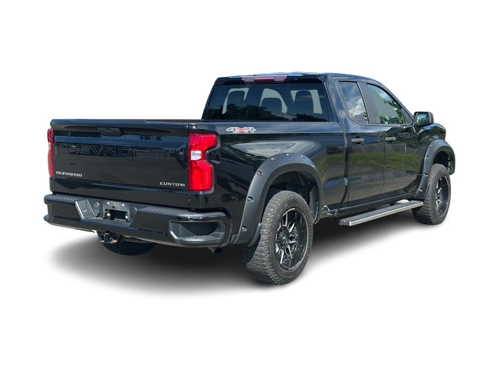 Thumbnail: 2021 Chevrolet Silverado 1500 - 14