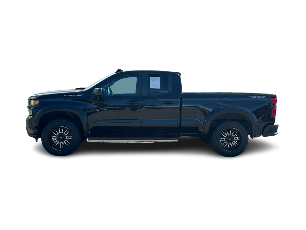Thumbnail: 2021 Chevrolet Silverado 1500 - 3