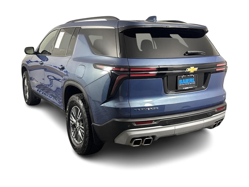Thumbnail: 2024 Chevrolet Traverse - 3